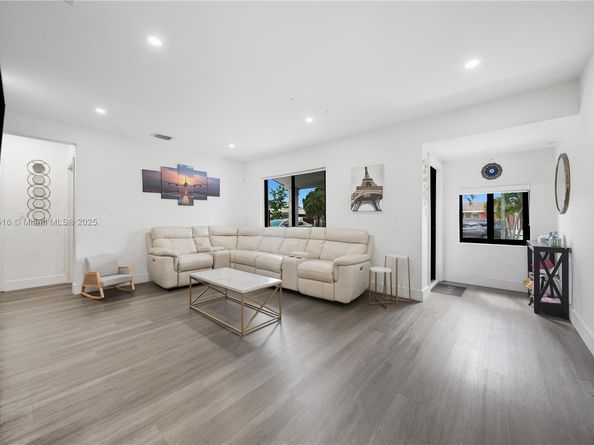 6731 SW 5th Ter, Miami FL 33144
