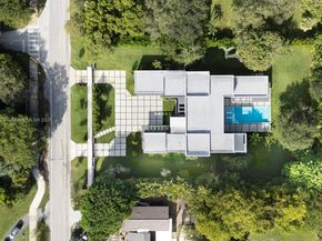 7425 SW 136th St, Pinecrest FL 33156