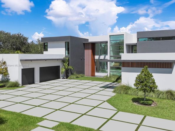7425 SW 136th St, Pinecrest FL 33156