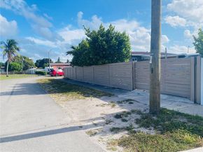3745 NW 171st Ter, Miami Gardens FL 33055