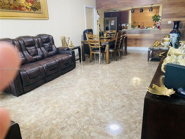 3745 NW 171st Ter, Miami Gardens FL 33055