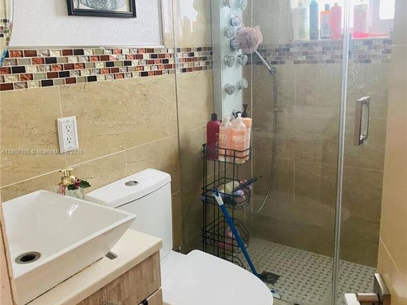 3745 NW 171st Ter, Miami Gardens FL 33055