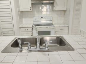 9708 Hammocks Blvd 10132, Miami FL 33196