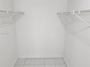 9708 Hammocks Blvd 10132, Miami FL 33196
