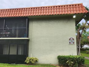 9708 Hammocks Blvd 10132, Miami FL 33196