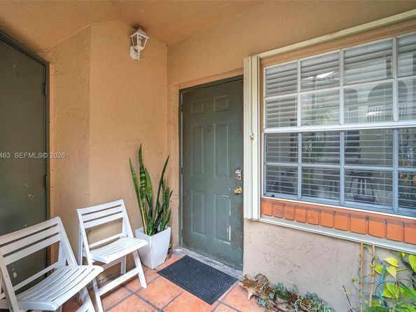 8606 SW 3rd St 103, Pembroke Pines FL 33025