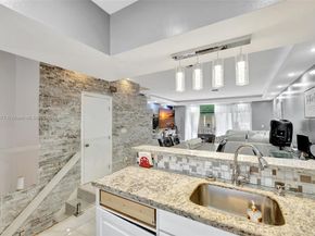 12662 NW 14th St, Sunrise FL 33323