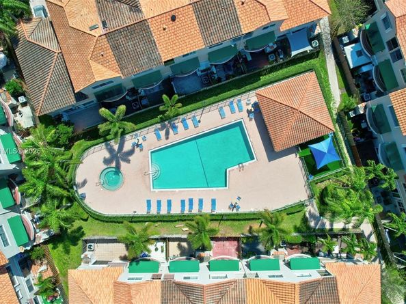 12662 NW 14th St, Sunrise FL 33323