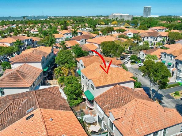 12662 NW 14th St, Sunrise FL 33323