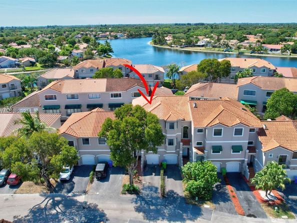 12662 NW 14th St, Sunrise FL 33323