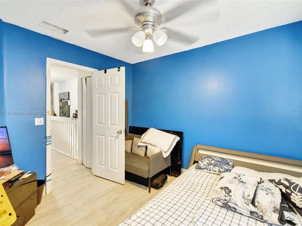 12662 NW 14th St, Sunrise FL 33323