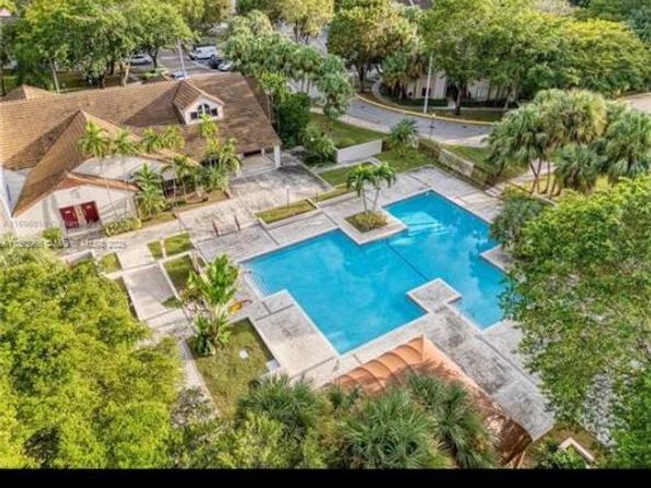 9131 SW 138th Pl 9131, Miami FL 33186