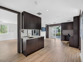 Undisclosed Address #A11918455, Fort Lauderdale FL 33316