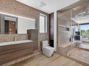 Undisclosed Address #A11918455, Fort Lauderdale FL 33316