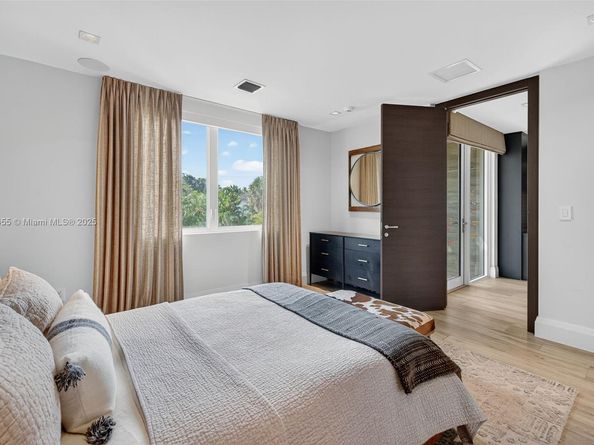 Undisclosed Address #A11918455, Fort Lauderdale FL 33316