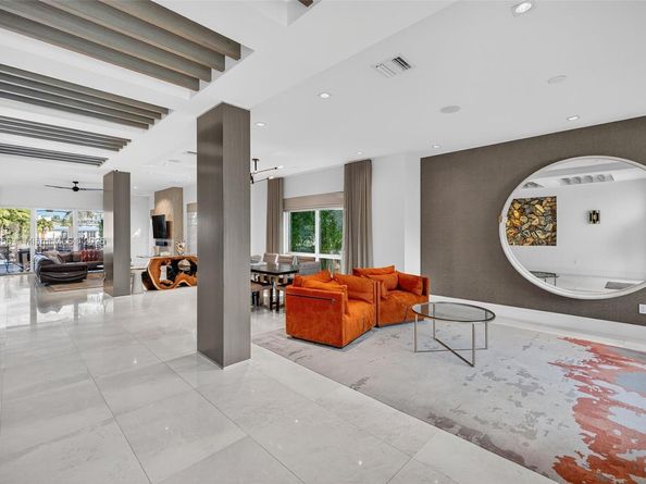 Undisclosed Address #A11918455, Fort Lauderdale FL 33316