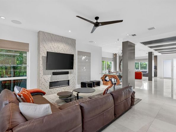 Undisclosed Address #A11918455, Fort Lauderdale FL 33316