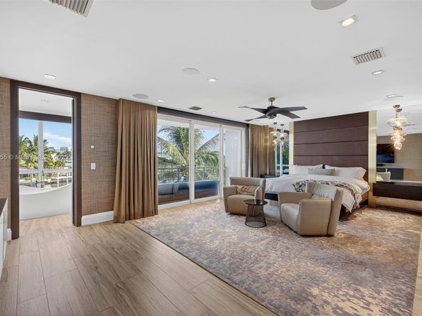 Undisclosed Address #A11918455, Fort Lauderdale FL 33316