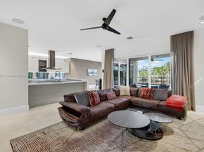 Undisclosed Address #A11918455, Fort Lauderdale FL 33316