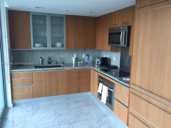 2627 S Bayshore Dr 1208, Miami FL 33133