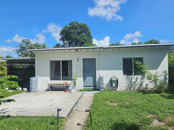 455 NW 127th St, North Miami FL 33168