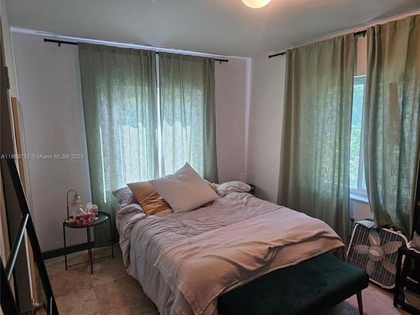 455 NW 127th St, North Miami FL 33168