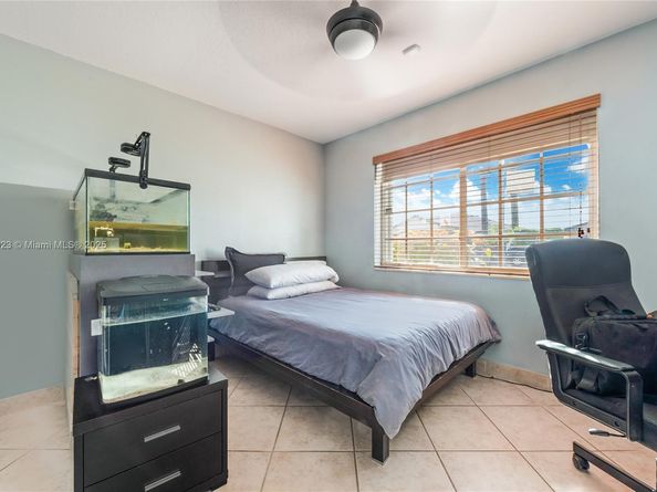 3743 SW 133rd Pl, Miami FL 33175