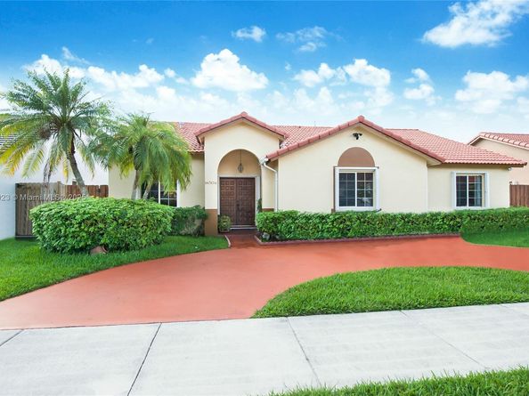 3743 SW 133rd Pl, Miami FL 33175