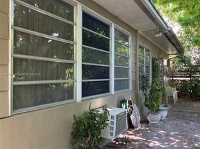 737 Woodcrest Rd, Key Biscayne FL 33149