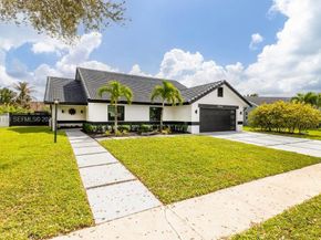 1840 SW 51st Ter, Plantation FL 33317
