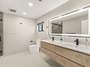 1840 SW 51st Ter, Plantation FL 33317