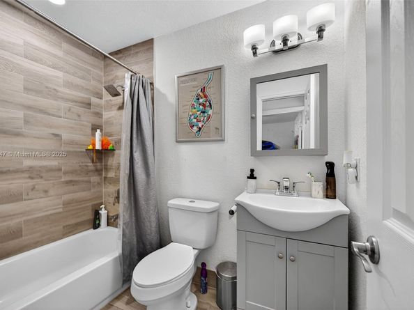 51 NW 115th Ave 110, Plantation FL 33325