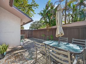 51 NW 115th Ave 110, Plantation FL 33325