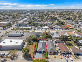 42 W 44th St, Hialeah FL 33012