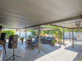 42 W 44th St, Hialeah FL 33012