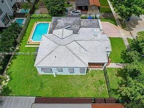 3050 SW 21st St, Miami FL 33145