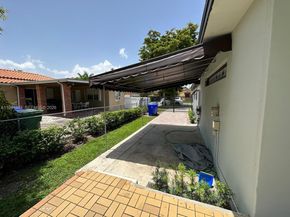 3050 SW 21st St, Miami FL 33145