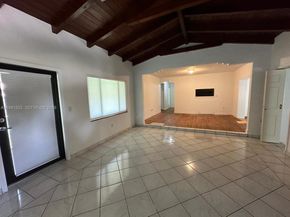 3050 SW 21st St, Miami FL 33145