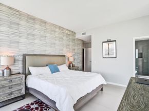 501 NE 31st St PH4101, Miami FL 33137