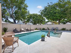 33 Selby Lane, Palm Beach Gardens FL 33418
