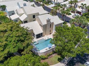 33 Selby Lane, Palm Beach Gardens FL 33418