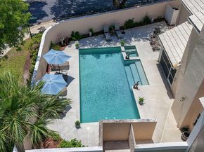33 Selby Lane, Palm Beach Gardens FL 33418
