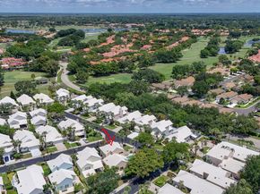 33 Selby Lane, Palm Beach Gardens FL 33418