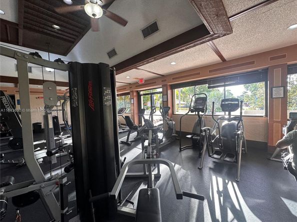 11214 SW 132nd Ct W 11214, Miami FL 33186