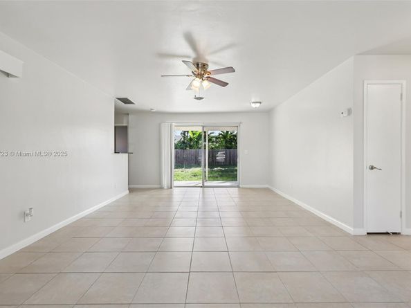 1828 N J St, Lake Worth FL 33460