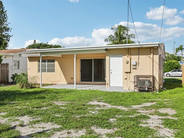 1828 N J St, Lake Worth FL 33460