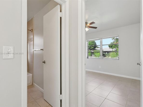 1828 N J St, Lake Worth FL 33460