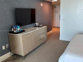 4401 Collins Ave 2108, Miami Beach FL 33140