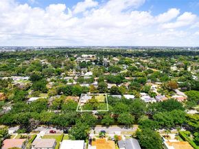 57 N Melrose Dr, Miami Springs FL 33166