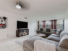 2906 SW 21st Ter 312D, Delray Beach FL 33445